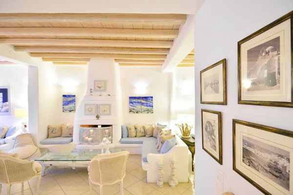 mykonos-villa-airla-171B2069BF-8A4C-6AAF-BA42-6D9923D9F8BD.jpg
