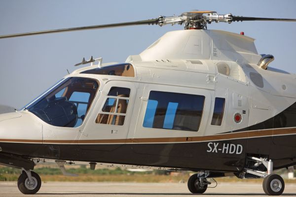 agusta-a109-ii-exterior-1506C9802-85E6-C24D-7F8B-C890E162543A.jpg