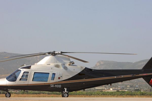 agusta-a109-ii-exterior-ii8A99295B-F75A-7188-4078-EA86B65425C7.jpg